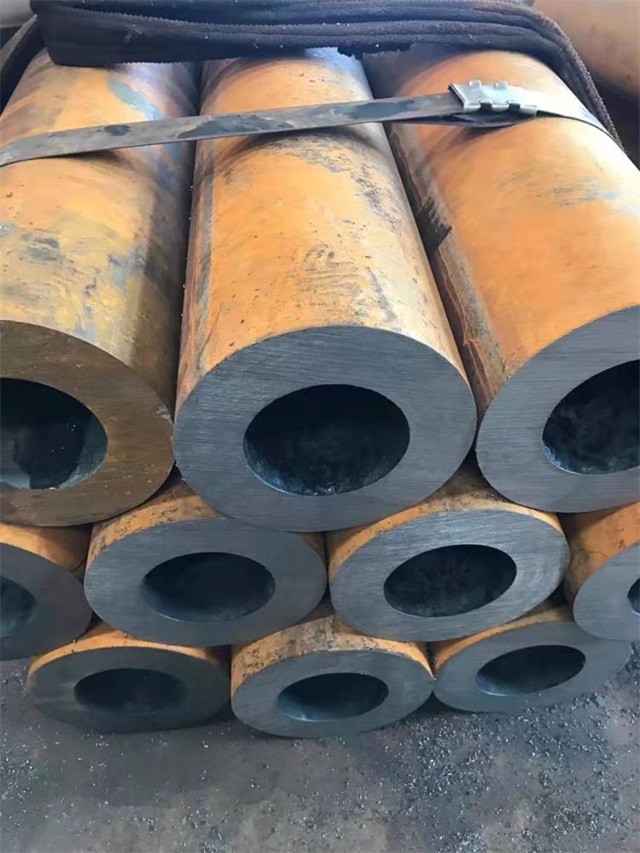 佳木斯20号厚壁无缝钢管