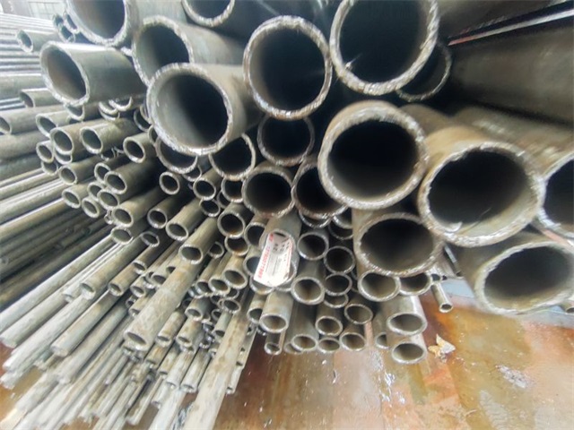 佳木斯大口径精密无缝钢管