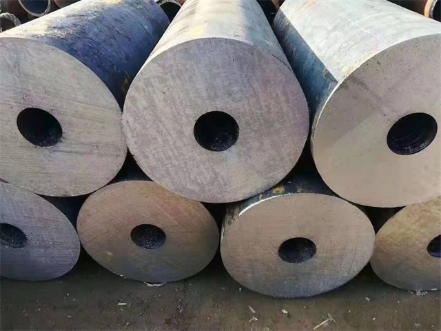 佳木斯35crmo厚壁无缝钢管